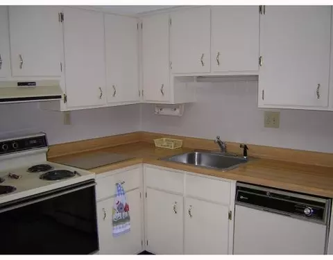 613 Villa Rd #L, Springfield, OH 45503 photo 8