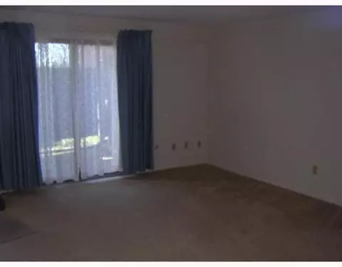 613 Villa Rd #L, Springfield, OH 45503 photo 3