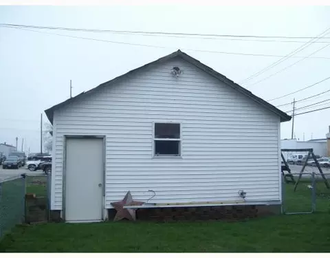 120 E Warren St, Celina, OH 45822 photo 9