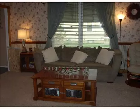 3249 Maplewood Ave, Springfield, OH 45505 photo 2