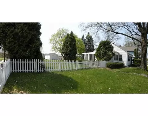 633 W Pleasant St, Springfield, OH 45506 photo 2