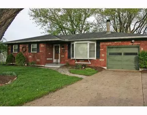 735 Geron Dr, Springfield, OH 45505 photo 1