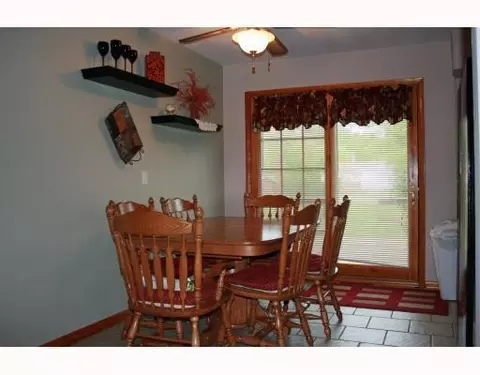 735 Geron Dr, Springfield, OH 45505 photo 3
