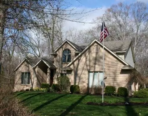 580 W Eva Cr, Springfield, OH 45504 photo 1