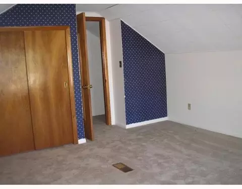 1031 Westmont Cir, Springfield, OH 45503 photo 7