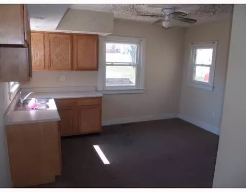 828 Lafayette, Springfield, OH 45505 photo 2