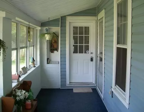 3321 W Columbia St, Springfield, OH 45504 photo 2