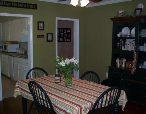 3321 W Columbia St, Springfield, OH 45504 photo 4