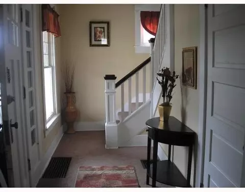 512 E Madison, Springfield, OH 45503 photo 2