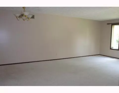 1161 Stephens, Sidney, OH 45365 photo 4