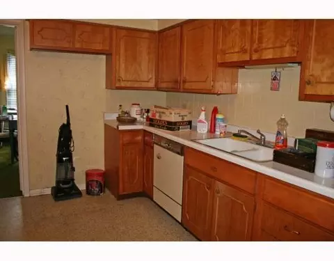 2428 Rebecca, Springfield, OH 45503 photo 5