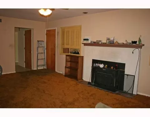 2428 Rebecca, Springfield, OH 45503 photo 4