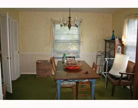2428 Rebecca, Springfield, OH 45503 photo 3