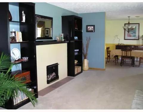 1850 Perkins Dr, Springfield, OH 45505 photo 3