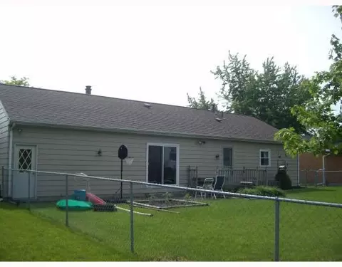 1011 Meadowview Dr, Celina, OH 45822 photo 2