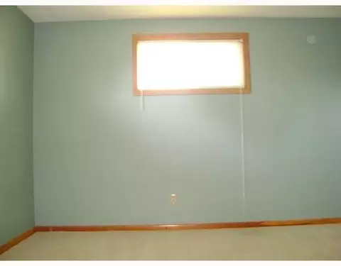 4255 Imperial Dr, Springfield, OH 45503 photo 8