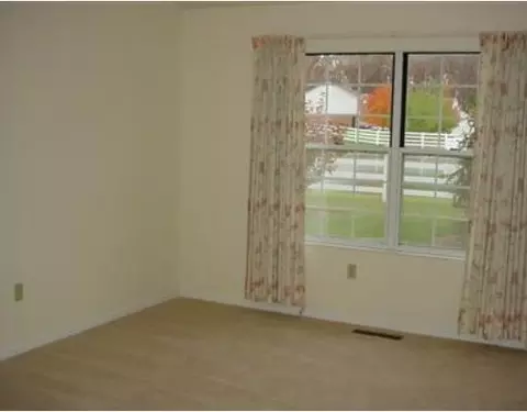 809 Cobblestone #., Troy, OH 45373 photo 11