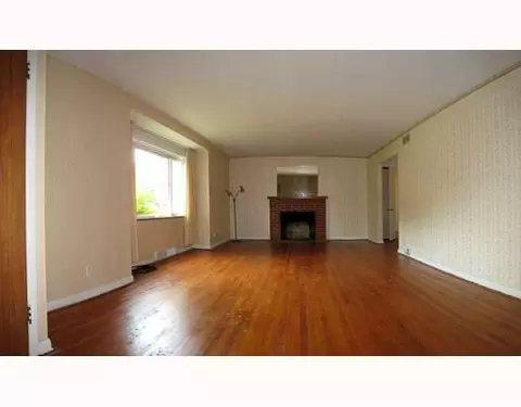786 Westchester Park Dr, Springfield, OH 45504 photo 3