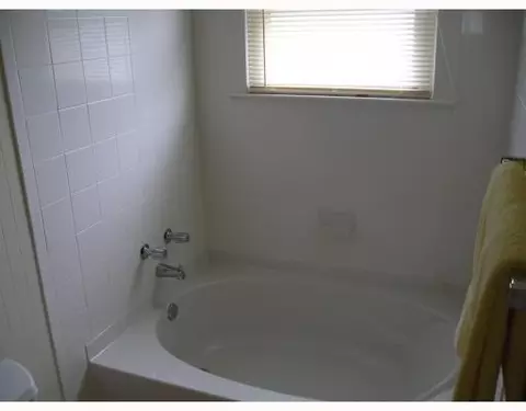 1706 Kenton St, Springfield, OH 45505 photo 5