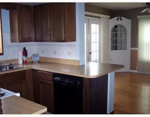 671 N Main, Celina, OH 45822 photo 6