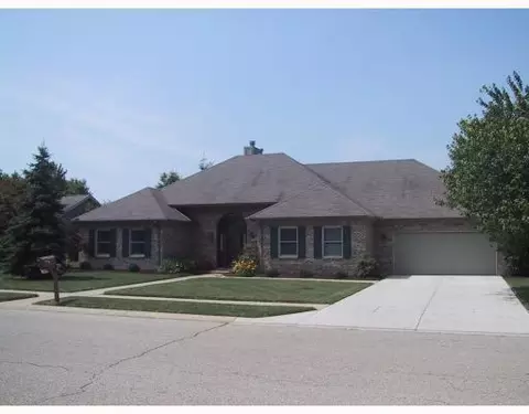 4675 Fox Run Dr, Fairborn, OH 45324 photo 1
