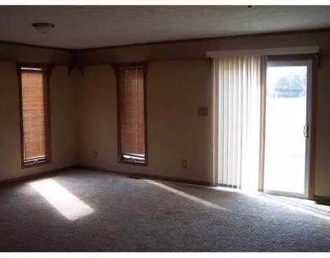 613 Devonshire Dr, Celina, OH 45822 photo 4