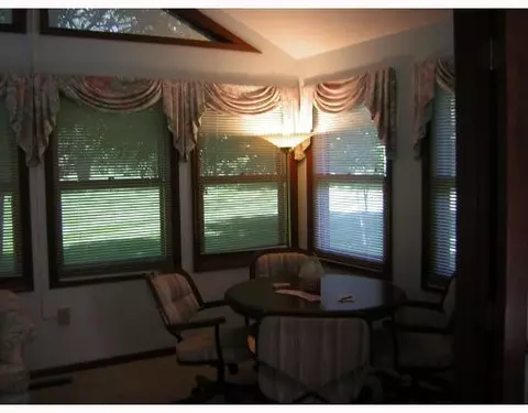 1952 Wedgewood Cir #1952, Springfield, OH 45503 photo 5