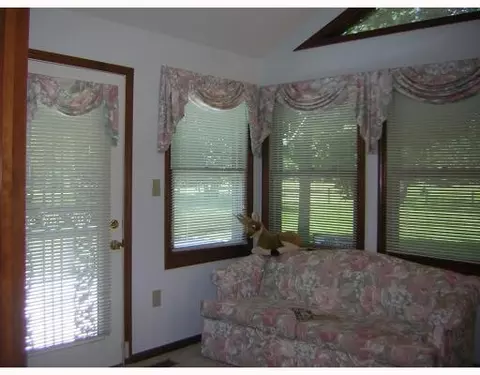 1952 Wedgewood Cir #1952, Springfield, OH 45503 photo 6