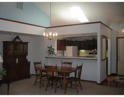 1952 Wedgewood Cir #1952, Springfield, OH 45503 photo 7
