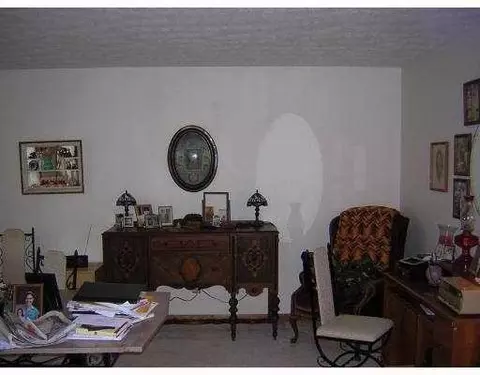 3846 Malaga, Springfield, OH 45502 photo 2