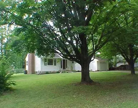 3855 Gordon Hill Dr, Springfield, OH 45502 photo 2