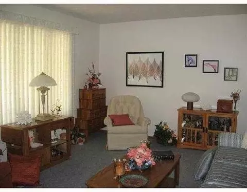 1047 Carson Ln #.., Springfield, OH 45503 photo 3