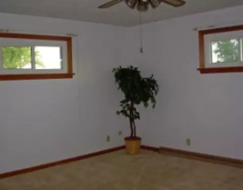 1194 E Possum, Springfield, OH 45502 photo 9