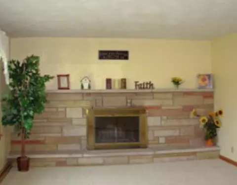 1194 E Possum, Springfield, OH 45502 photo 3