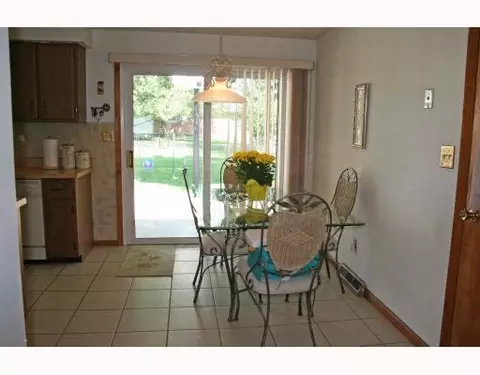 5236 Stoneridge, Springfield, OH 45503 photo 3