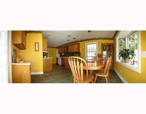 3090 E Possum Rd, Springfield, OH 45502 photo 5