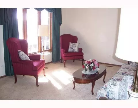 3346 Flowerdale Rd, Springfield, OH 45504 photo 2