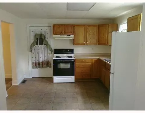 302 N Florence Ave, Springfield, OH 45503 photo 3