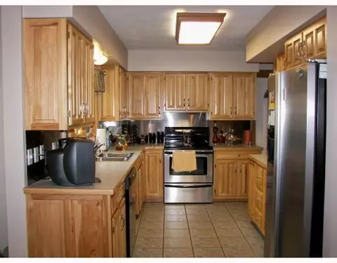 596 E Russell, Sidney, OH 45365 photo 3