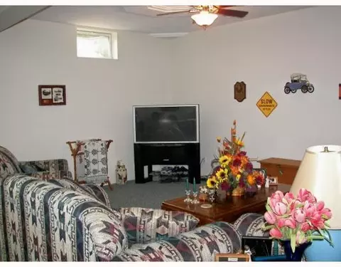 596 E Russell, Sidney, OH 45365 photo 9
