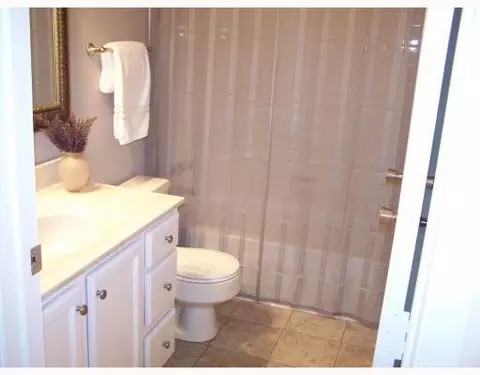 647 Villa #C, Springfield, OH 45503 photo 9
