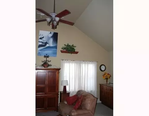 212 E State, Botkins, OH 45306 photo 4