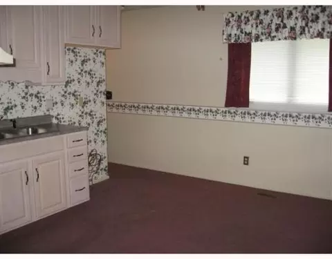 3027 Revels St, Springfield, OH 45503 photo 5