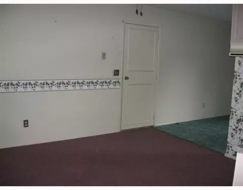 3027 Revels St, Springfield, OH 45503 photo 7
