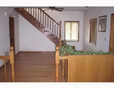5456 Compton, Mendon, OH 45862 photo 2