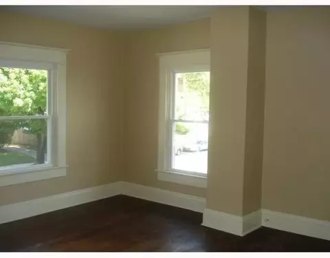 563 E Madison Ave, Springfield, OH 45503 photo 10