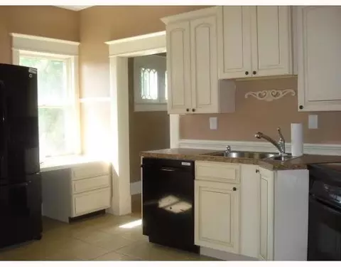 563 E Madison Ave, Springfield, OH 45503 photo 6