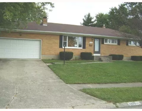 4800 Chippendale Dr, Springfield, OH 45503 photo 1
