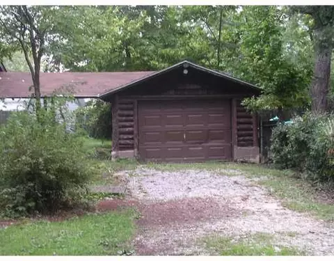 38 Oak Rd, Medway, OH 45341 photo 2