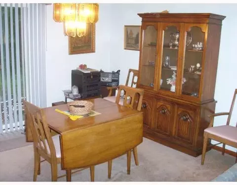 1277 Holly, Springfield, OH 45504 photo 4